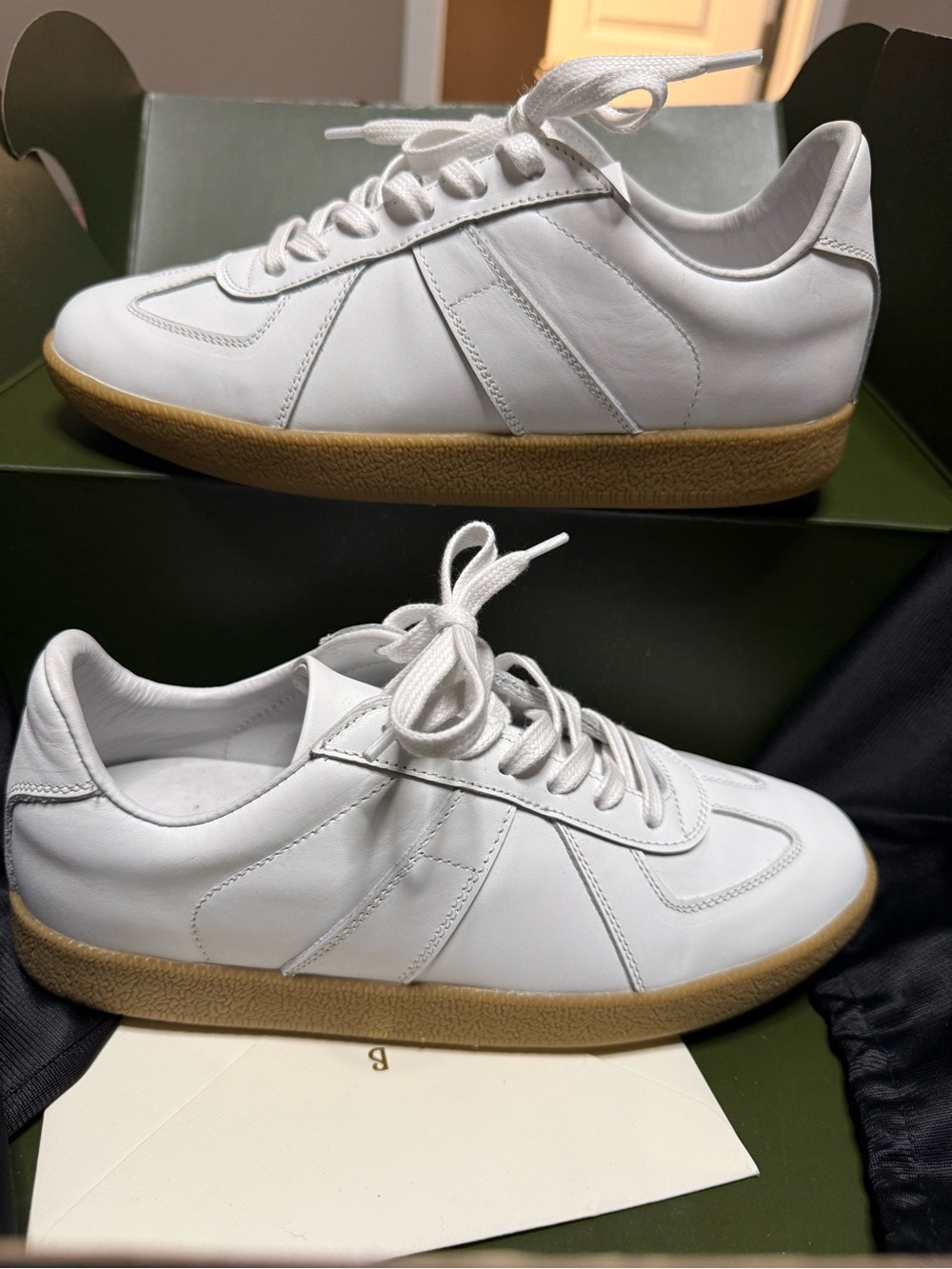 Beckett Simonon Classic White Leather Women’s Sneakers with Gum Sole